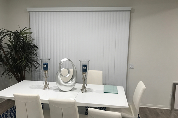 VerticalBlinds